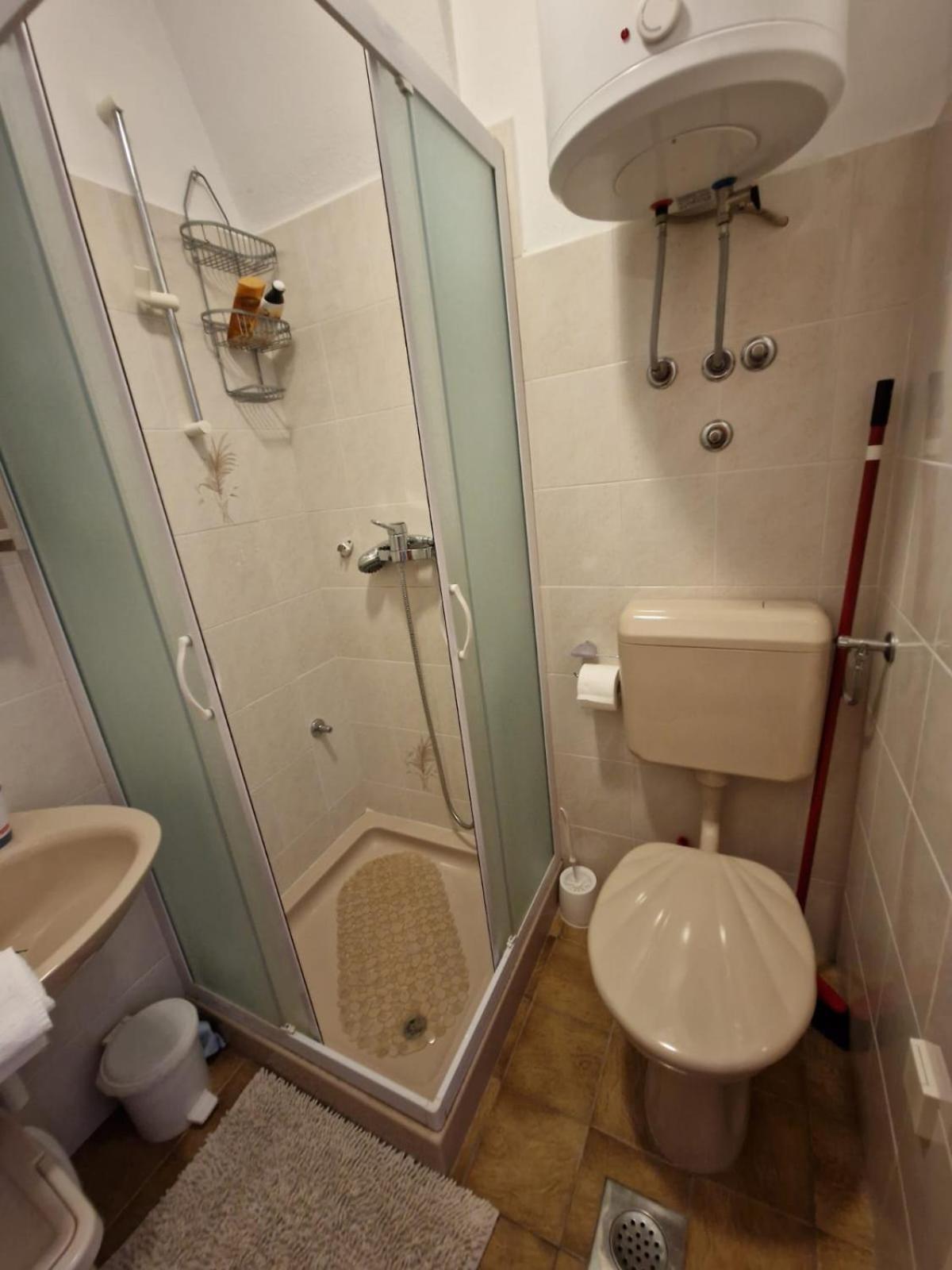 Studio Apartment Riva Sumartin Exterior photo